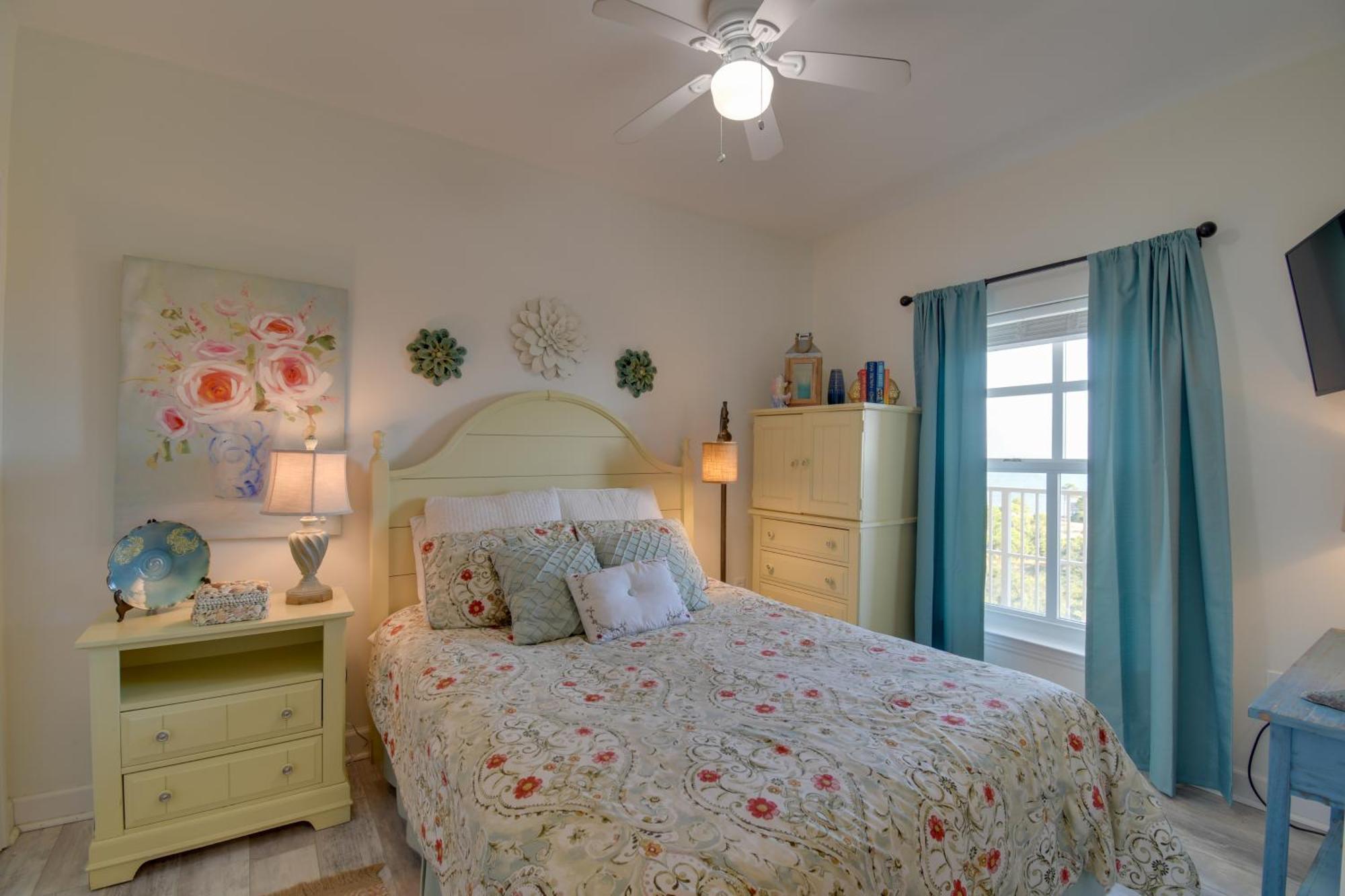 Beachfront Family Escape Pool Access *